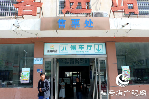 平輿縣公安局交警大隊強化宣傳引導、護航群眾平安出行  