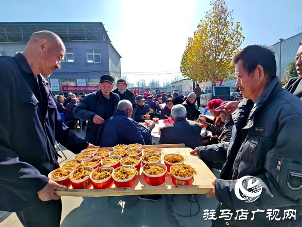 以孝善與活力為筆，繪就鄉(xiāng)村新畫卷 ——專訪平輿縣萬金店鄉(xiāng)土店村支部書記李新立